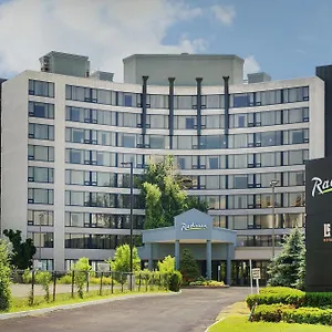 Hotel Radisson East