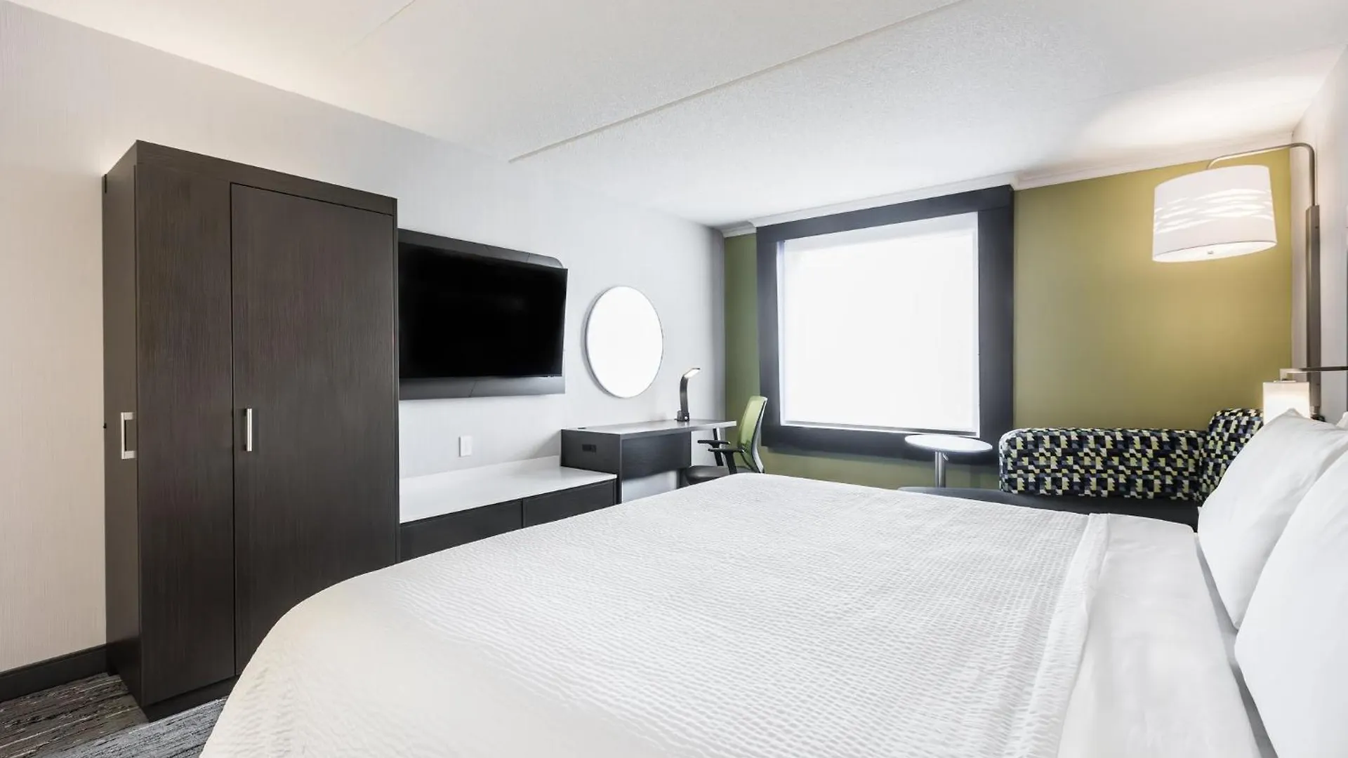 Holiday Inn Express & Suites - Toronto Airport South By Ihg