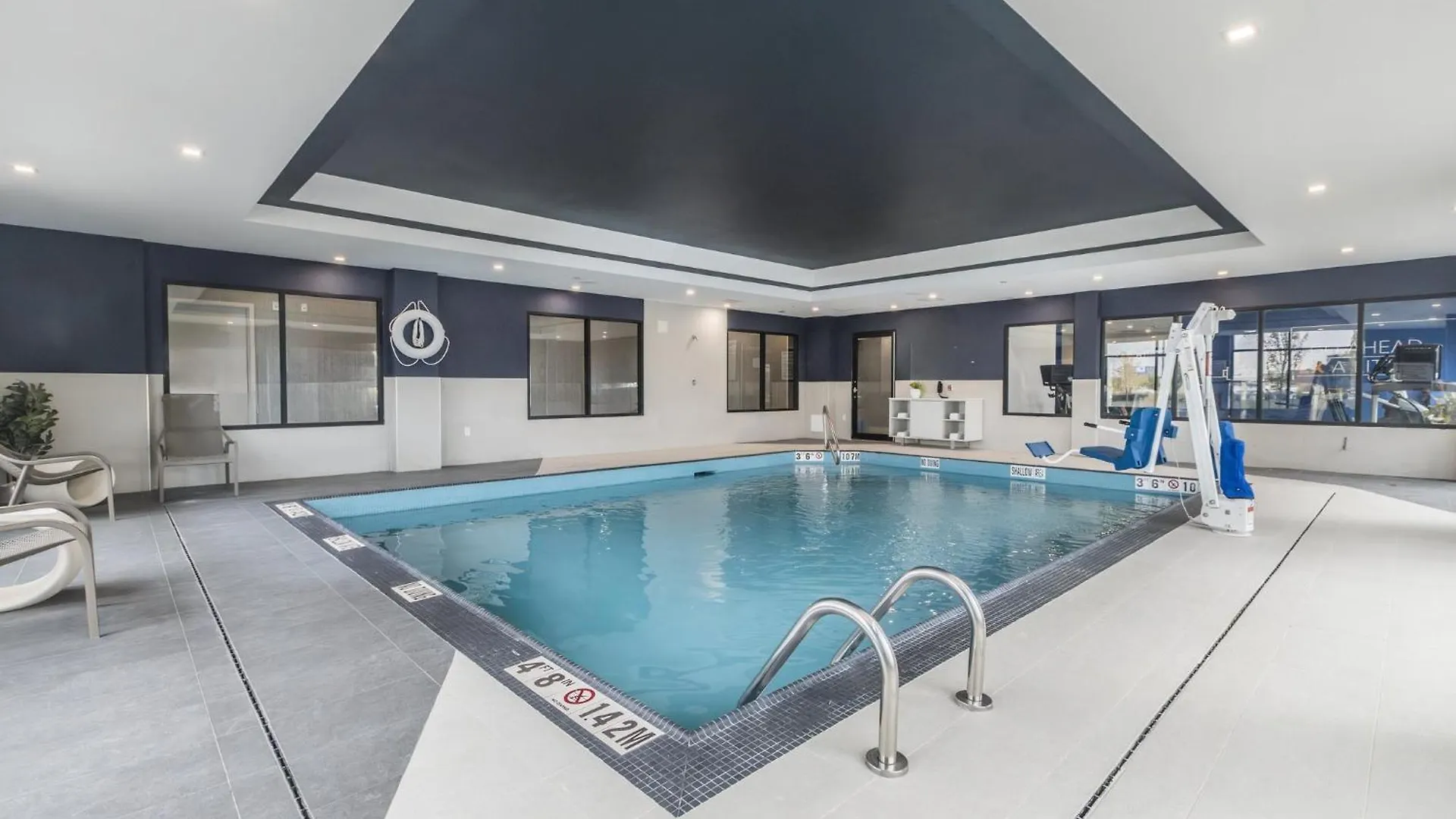 Holiday Inn Express & Suites - Toronto Airport South By Ihg 3*,  Kanada