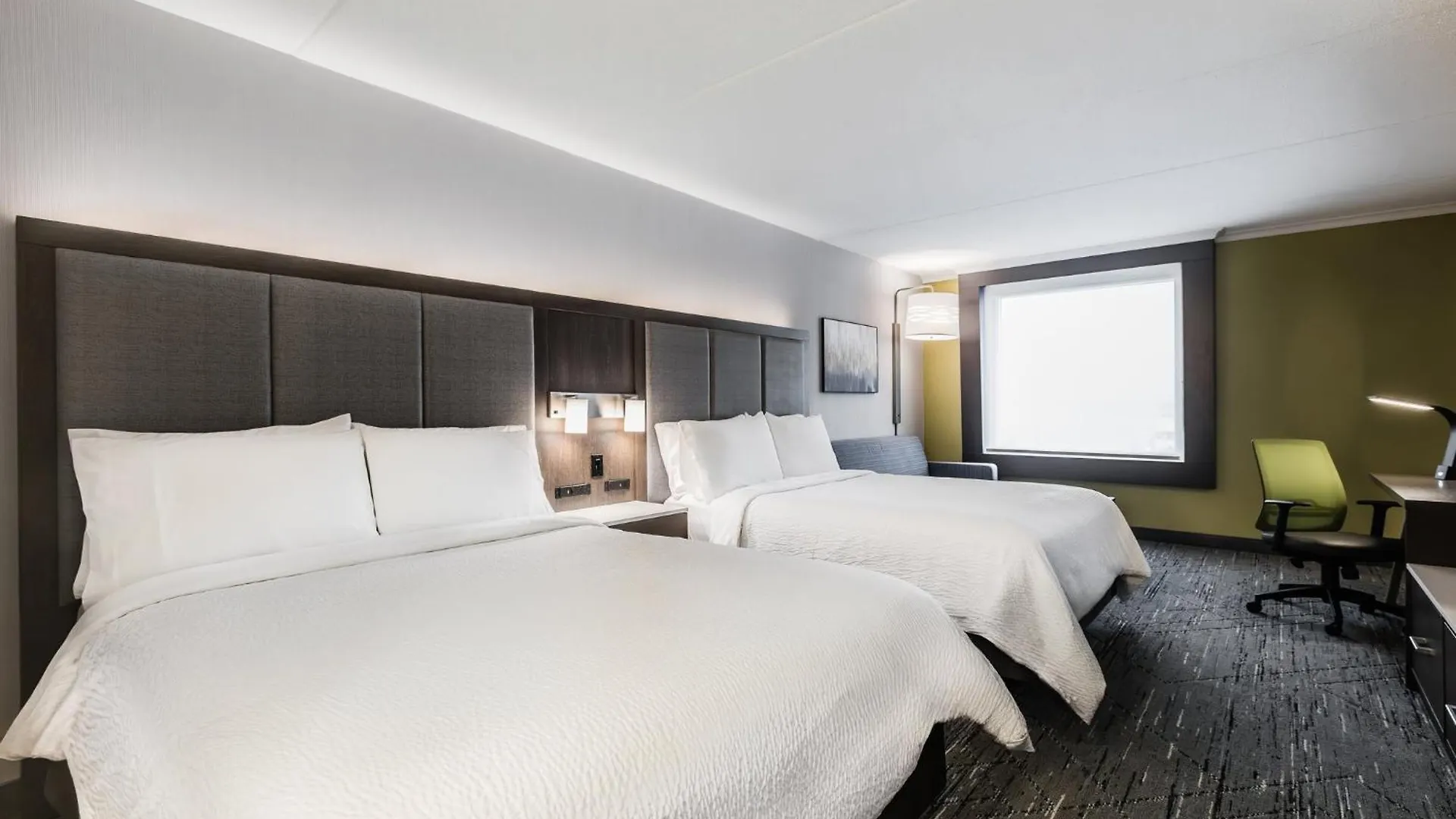 Holiday Inn Express & Suites - Toronto Airport South By Ihg Hotel