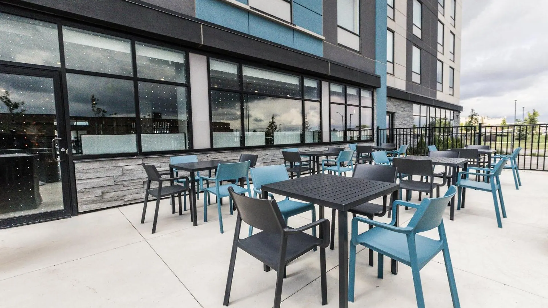 *** Hotel Holiday Inn Express & Suites - Toronto Airport South By Ihg Canada