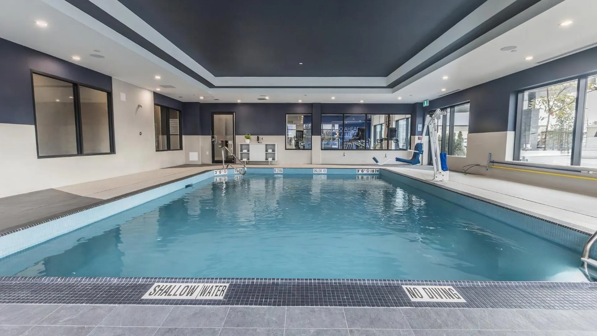 *** Hotel Holiday Inn Express & Suites - Toronto Airport South By Ihg Canada