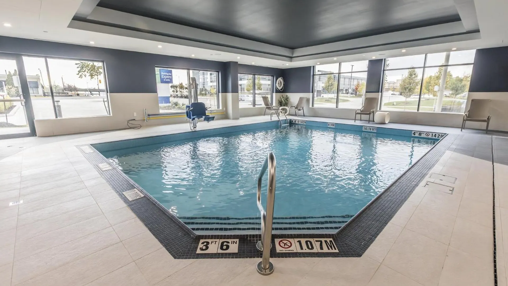 *** Hotel Holiday Inn Express & Suites - Toronto Airport South By Ihg Canada
